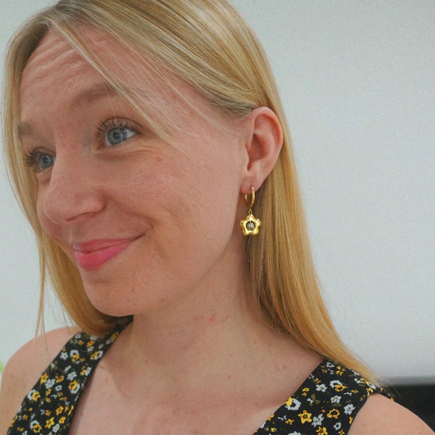 Flower Spinner Fidget Earrings - Gold Stainless Steel