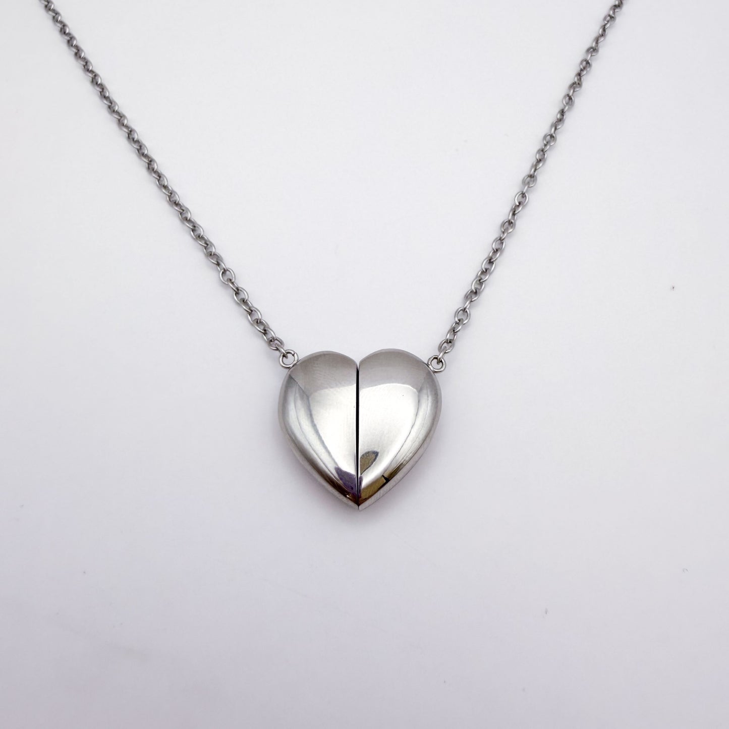 Heart Magnet Fidget Necklace - Silver Stainless Steel