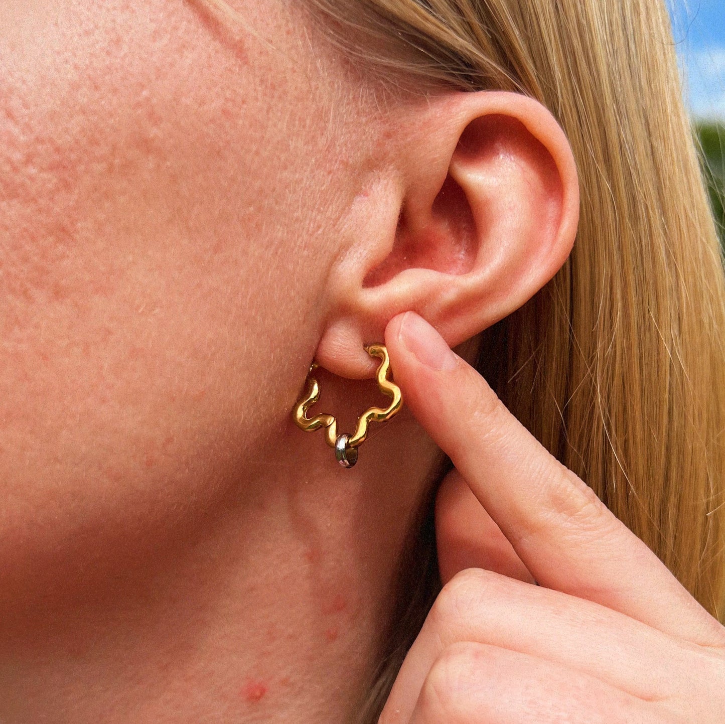 Mini Squiggle Fidget Earrings - Gold Stainless Steel